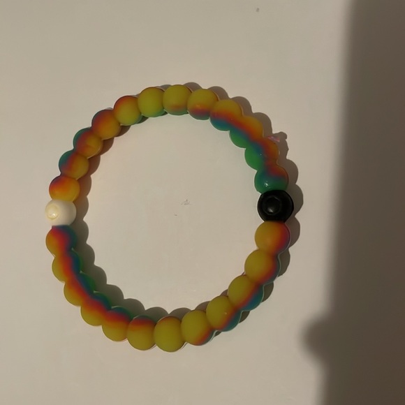 7 Limited Edition Lokai Bracelets - Picture 8 of 8